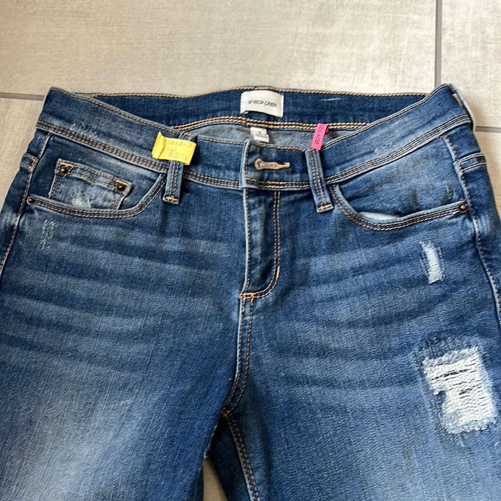 Sneakpeek boyfriend jeans